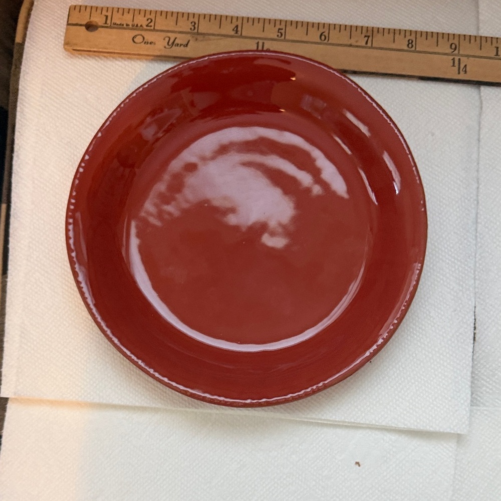 Vietri Red Round Dinner Plate - Picture 4 of 5